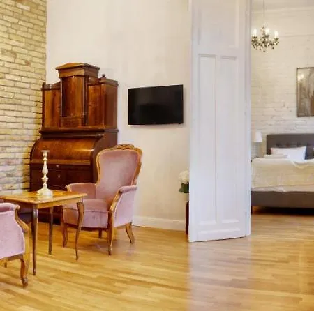 Apartment 4br , 3bhr With Ac At The Opera Budapest